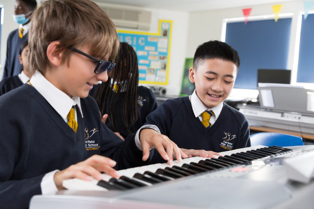 This image has an empty alt attribute; its file name is 20201014fairfieldhighschool-61.jpg